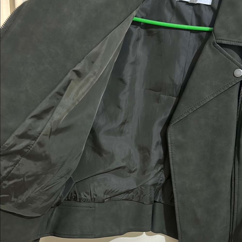 Women's Green Jacket - Picture 5 of 13